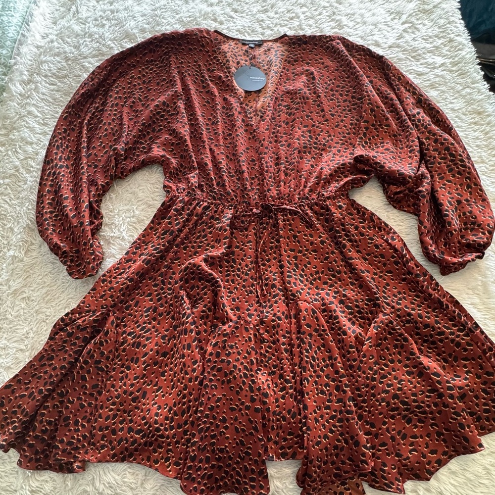 Chic Red Patterned Dress - Picture 3 of 5